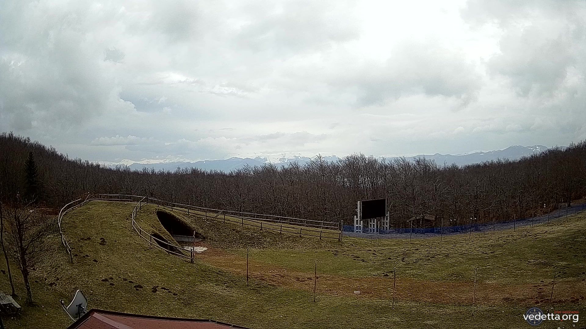 Traffic Cam Capracotta: Giardino Flora Appenninica