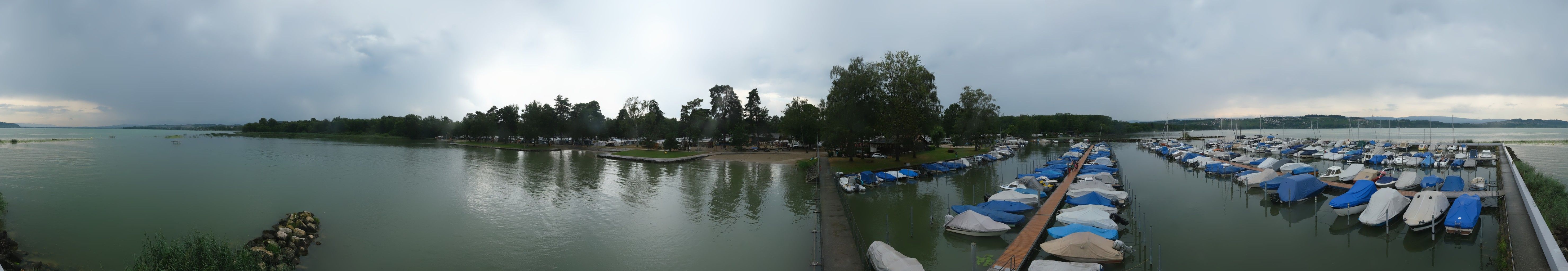 Wiflisburg/Wifflisburg: Camping-Port-Plage Avenches