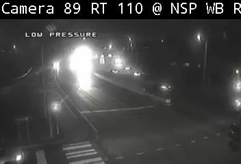 Traffic Cam Huntington › North: 110 at Westbound NSP Exit Ramp