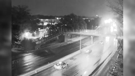 Traffic Cam New York › East: I-495 at 172nd Street