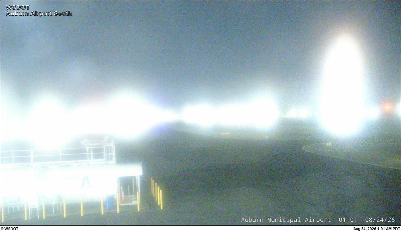 Traffic Cam Downtown › South: Auburn Municipal Airport South