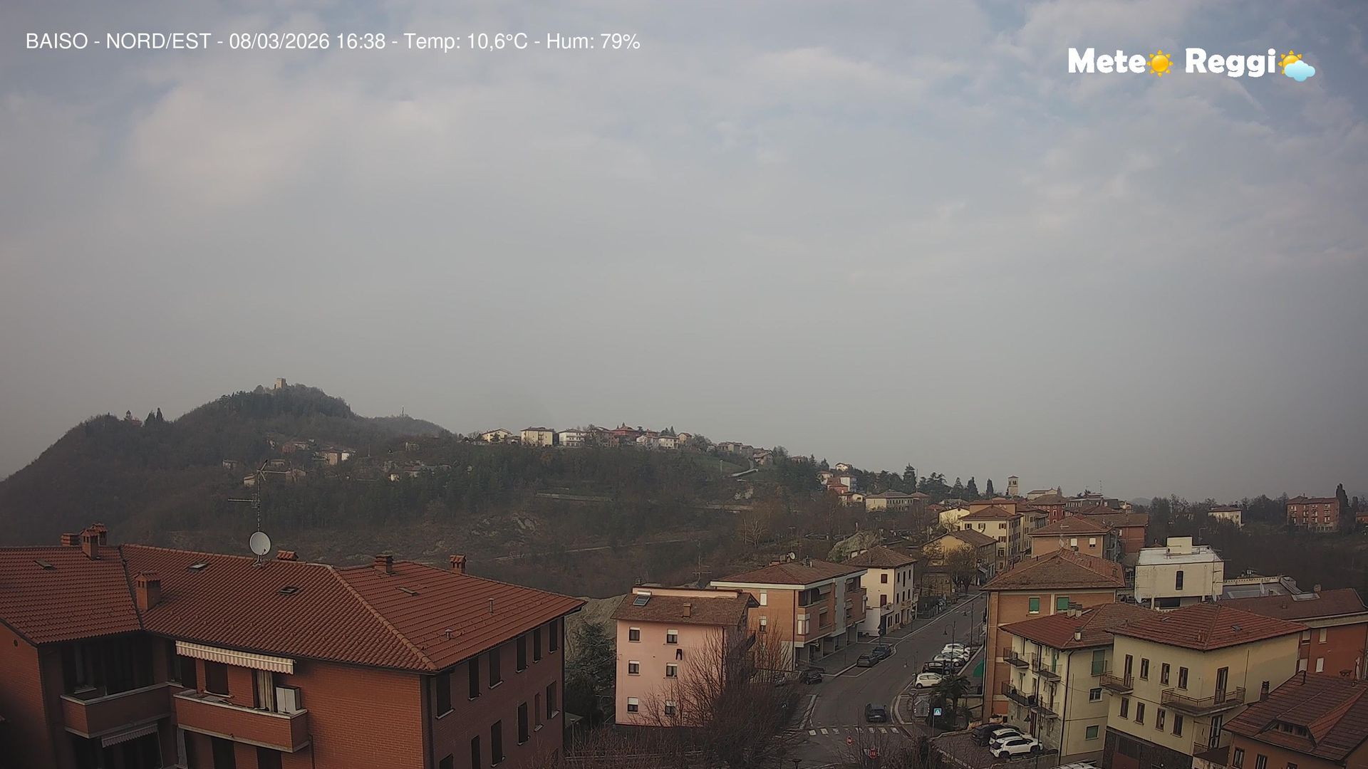 Traffic Cam Baiso: Valestra - Monte Valestra - Monte Cimone