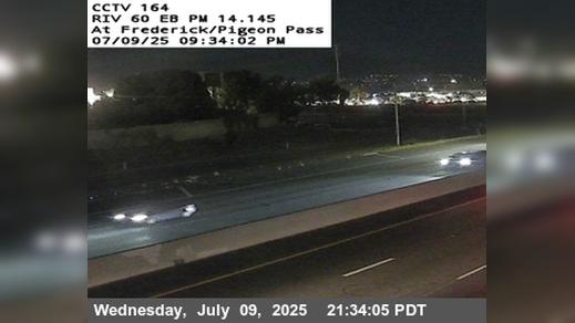 Traffic Cam Moreno Valley › East: SR-60 : (164) Frederick - Pigeon Pass Road