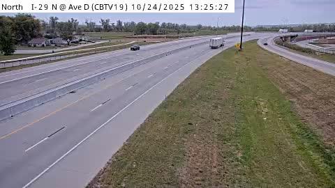 Traffic Cam Council Bluffs: CB - I-29NB @ Broadway (19)