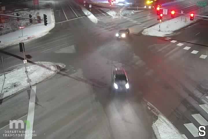 Traffic Cam Oakdale: T.H.36 WB @ T.H.120