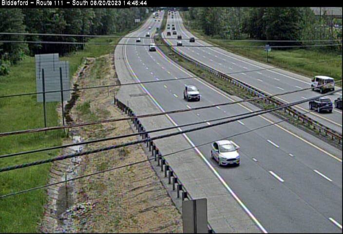 Traffic Cam Biddeford › South: I-95 SB at MM