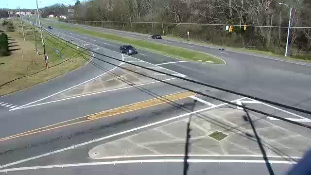 Traffic Cam Northport › West: TUS-CAM--.