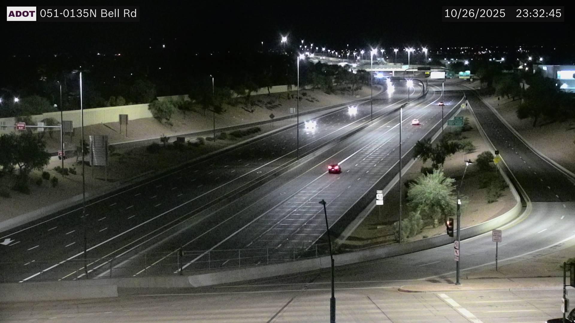 Traffic Cam Phoenix › North: SR-51 NB 13.50 @Bell Rd