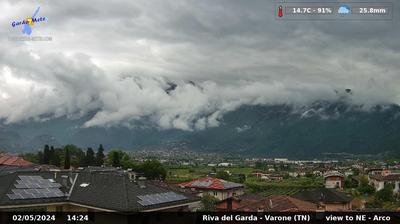 Thumbnail of Riva del Garda webcam at 3:44, Oct 4