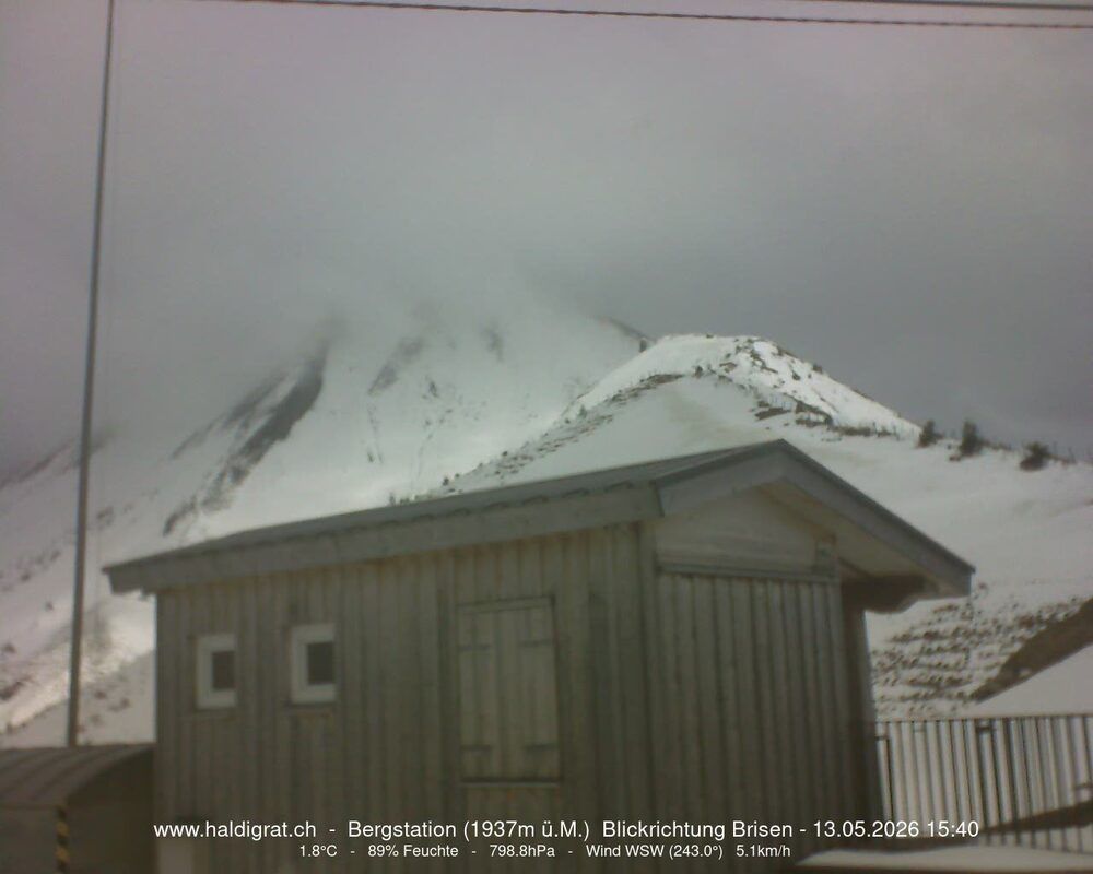 Wolfenschiessen: Bergstation Haldigrat (1937m) Blickrichtung Ost - Brisen