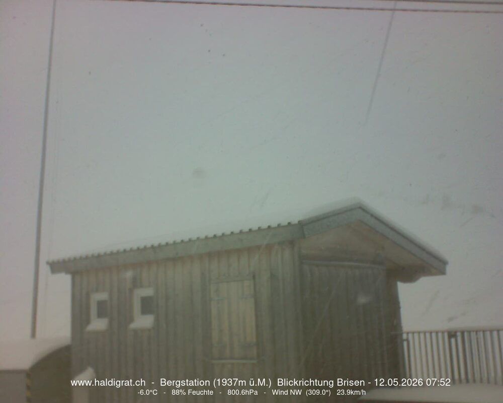 Wolfenschiessen: Bergstation Haldigrat (1937m) Blickrichtung Ost - Brisen