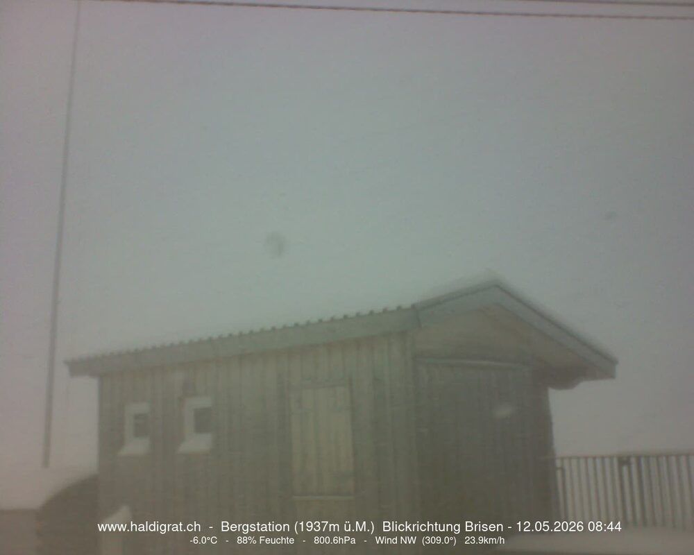 Wolfenschiessen: Bergstation Haldigrat (1937m) Blickrichtung Ost - Brisen