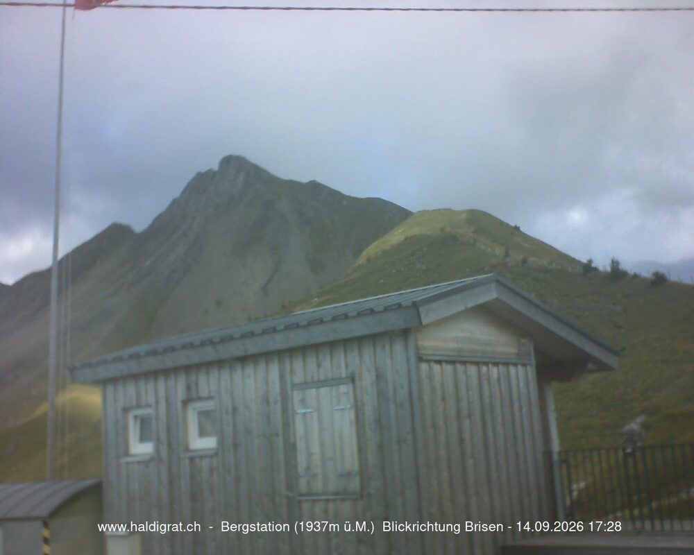 Wolfenschiessen: Bergstation Haldigrat (1937m) Blickrichtung Ost - Brisen