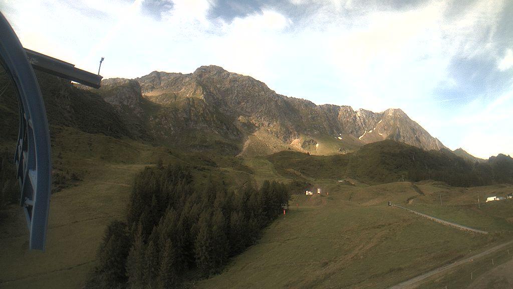 Mountain View: Airolo Pesciüm Webcam