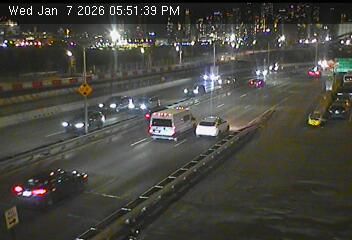 Traffic Cam Manhattan Community Board 3: FDR Drive @ Grand Street