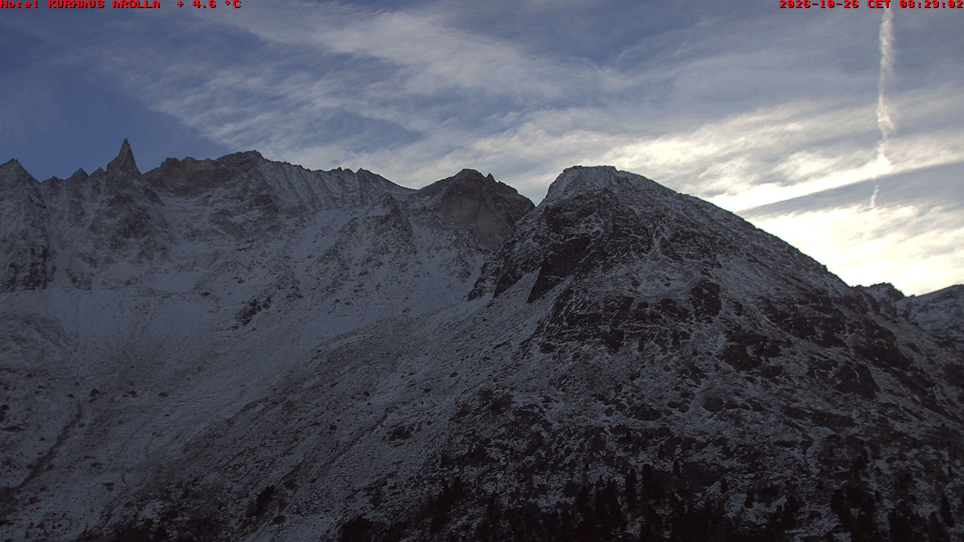 Evolène › Osten: Grand Hotel And Kurhaus - Valais, Suisse: Aiguille de la Tza, Douves Blanches, Maya