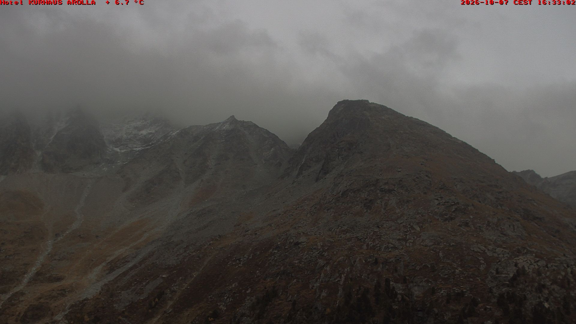 Evolène › Osten: Grand Hotel And Kurhaus - Valais, Suisse: Aiguille de la Tza, Douves Blanches, Maya
