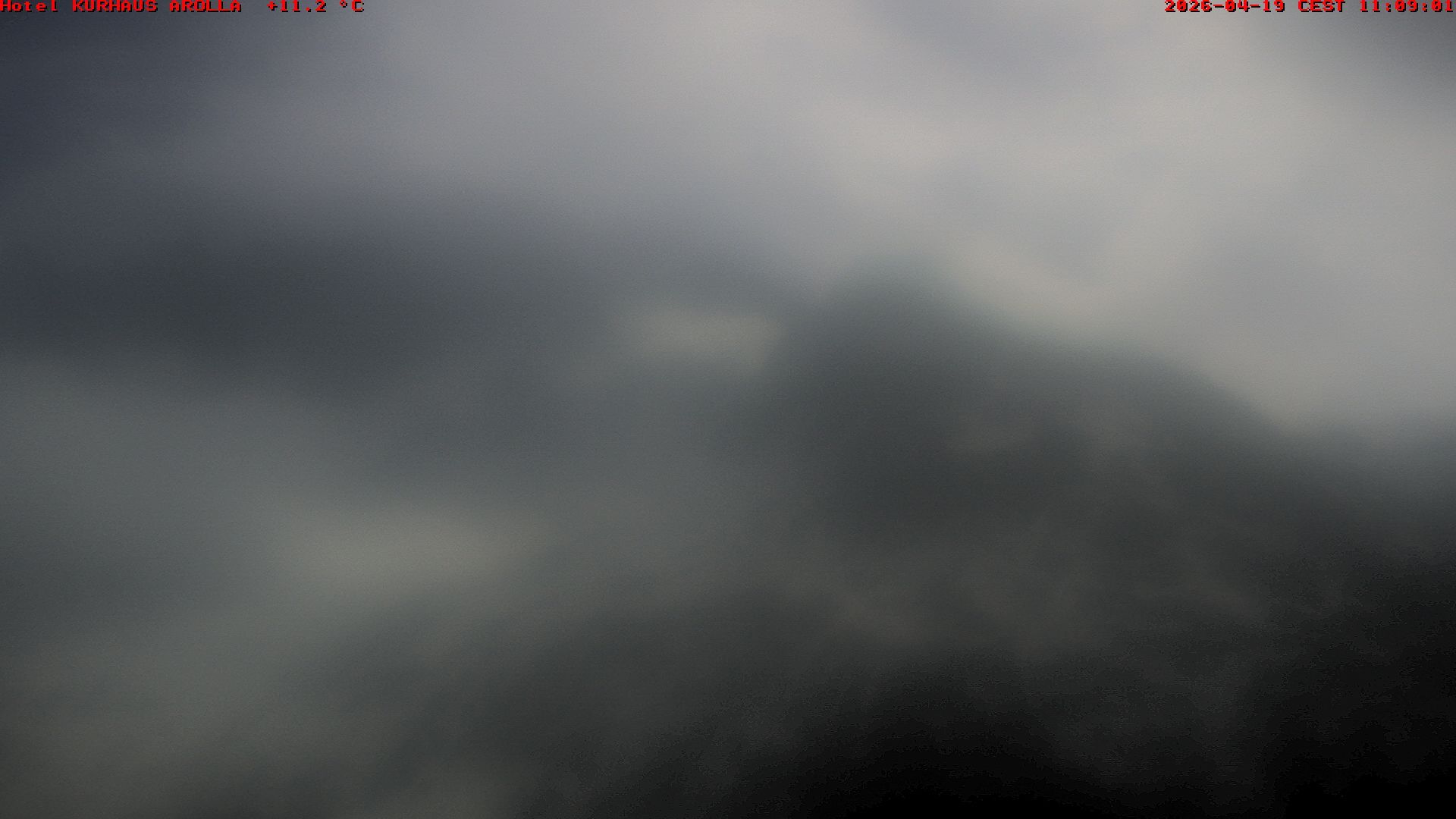 Evolène › Osten: Grand Hotel And Kurhaus - Valais, Suisse: Aiguille de la Tza, Douves Blanches, Maya