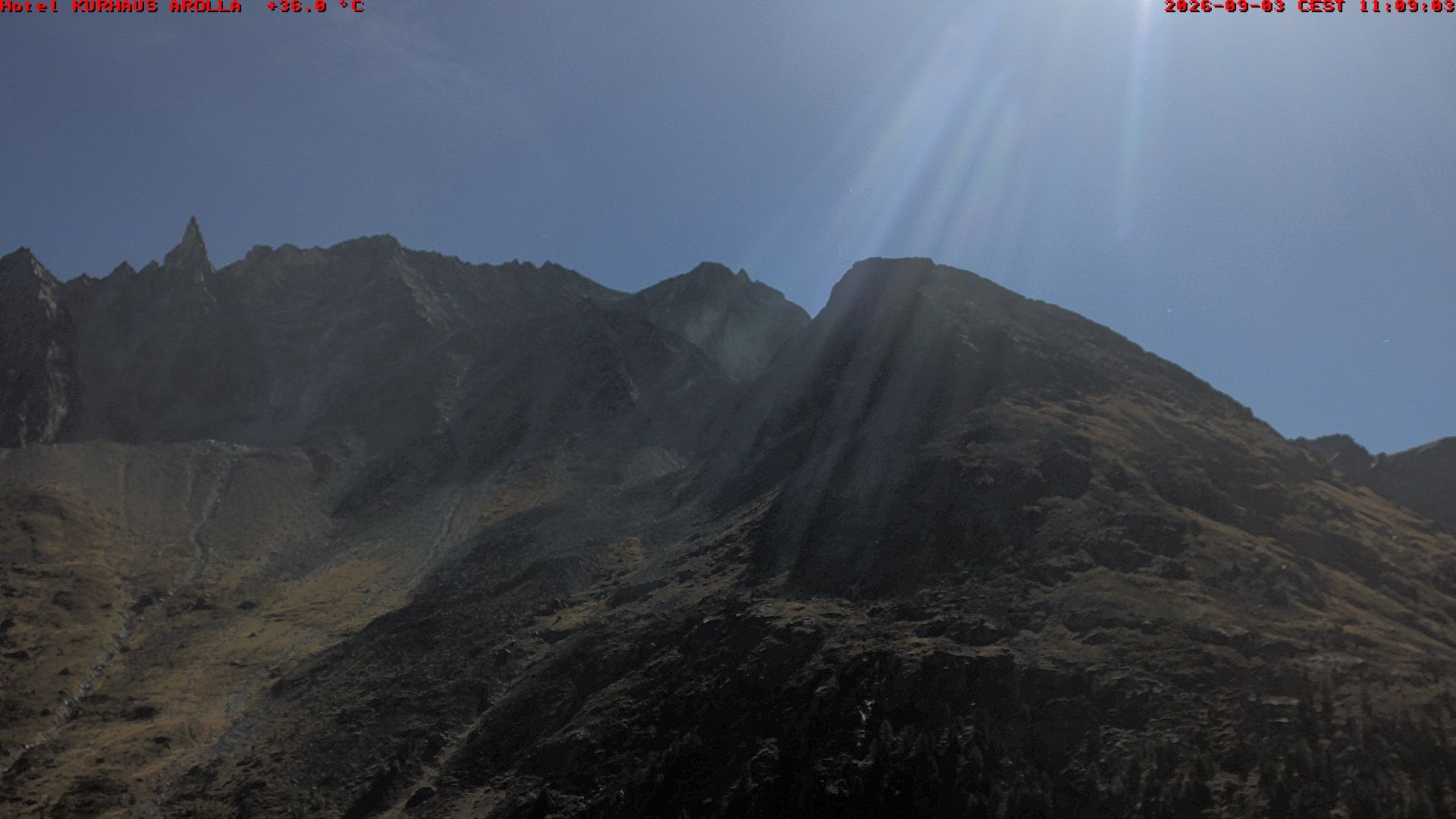 Evolène › Osten: Grand Hotel And Kurhaus - Valais, Suisse: Aiguille de la Tza, Douves Blanches, Maya