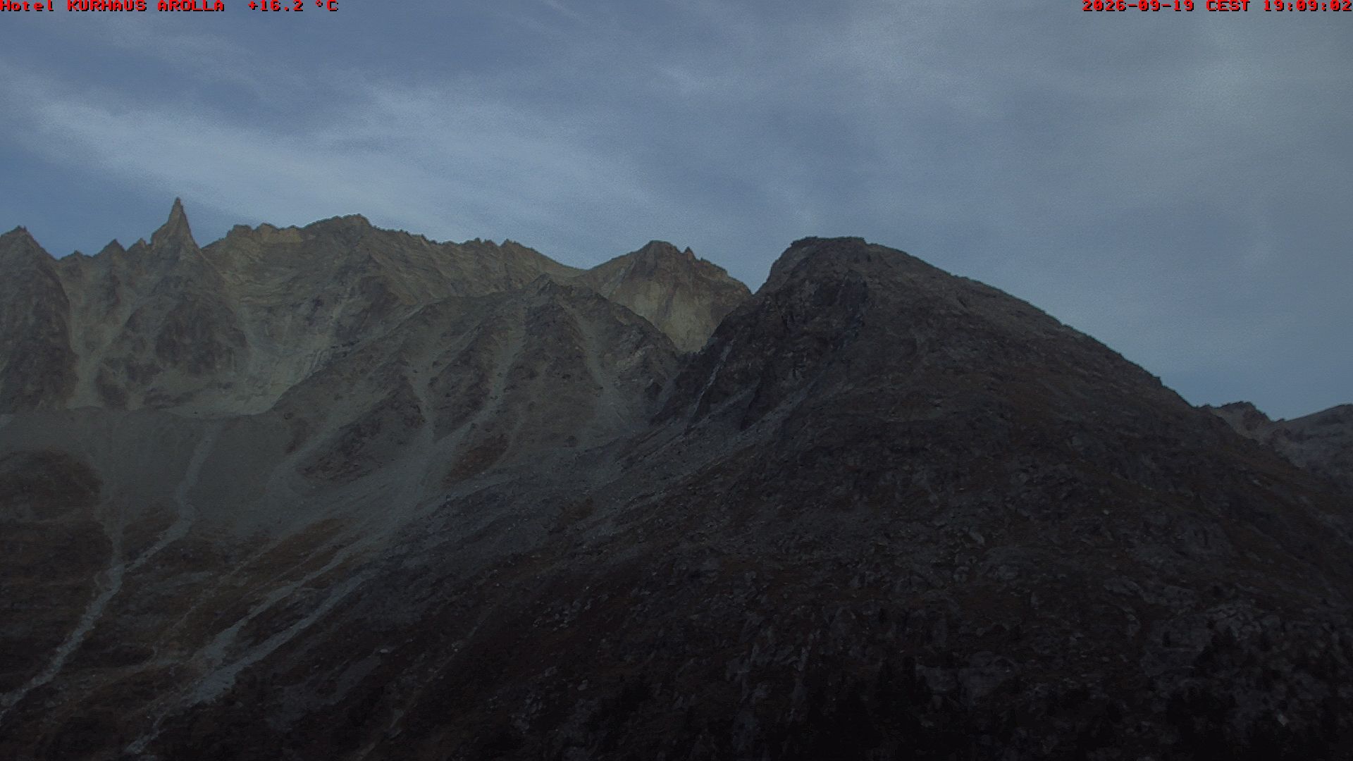 Evolène › Osten: Grand Hotel And Kurhaus - Valais, Suisse: Aiguille de la Tza, Douves Blanches, Maya