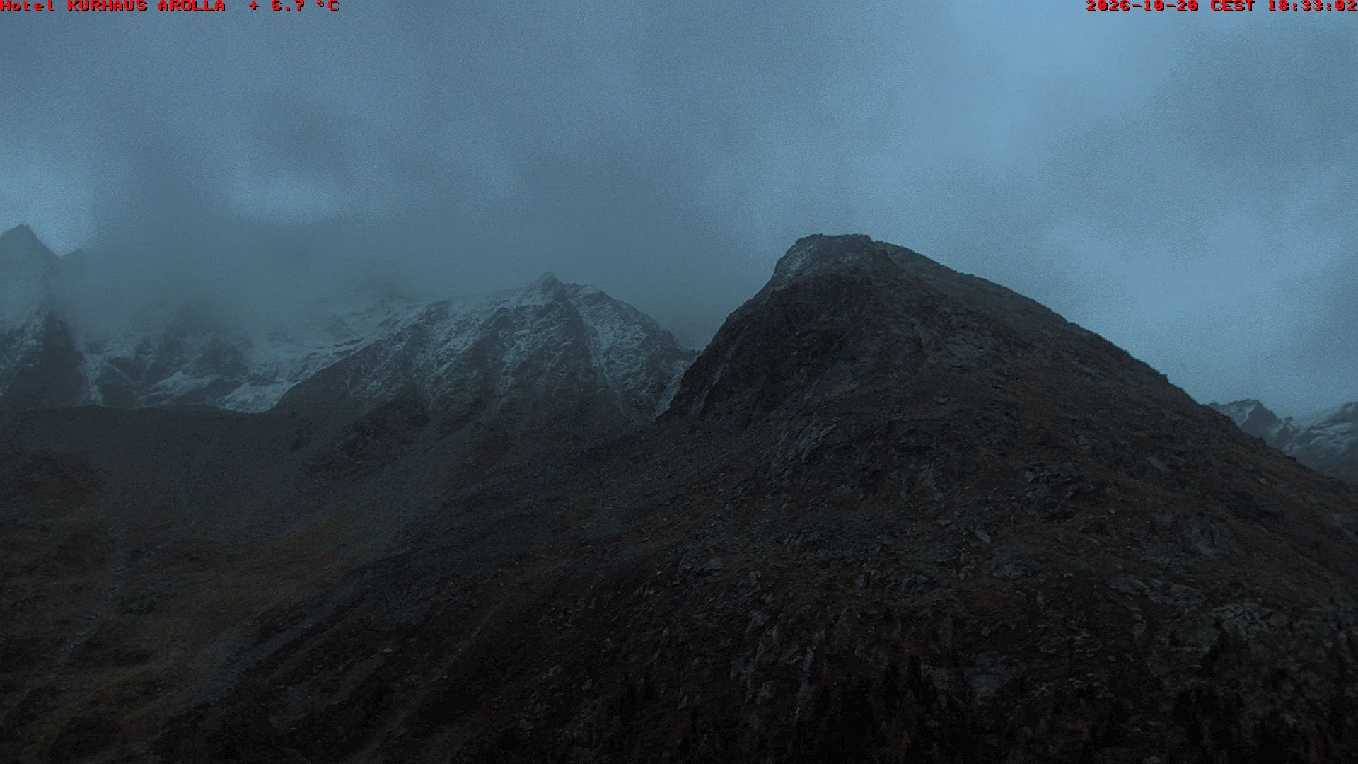 Evolène › Osten: Grand Hotel And Kurhaus - Valais, Suisse: Aiguille de la Tza, Douves Blanches, Maya