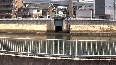 Daylight webcam view from Hakata › North East: 東光橋（御笠川）