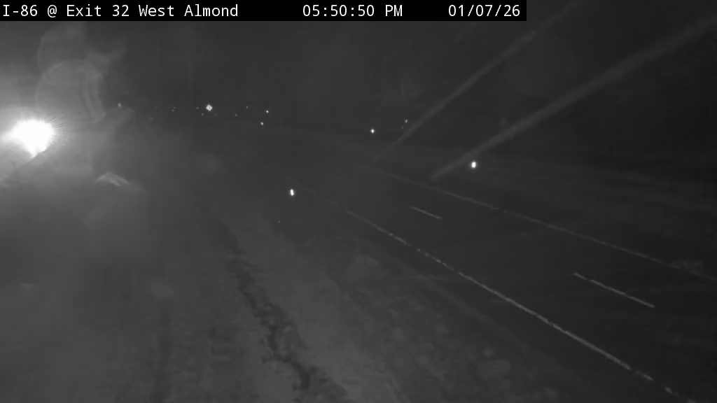 Traffic Cam West Almond › East: I-86 at - Exit 32 (CR)