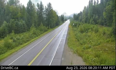 Traffic Cam Regional District of Fraser-Fort George › West: Hwy 16, about 400 m east of the Slim Creek Rest Area, looking west