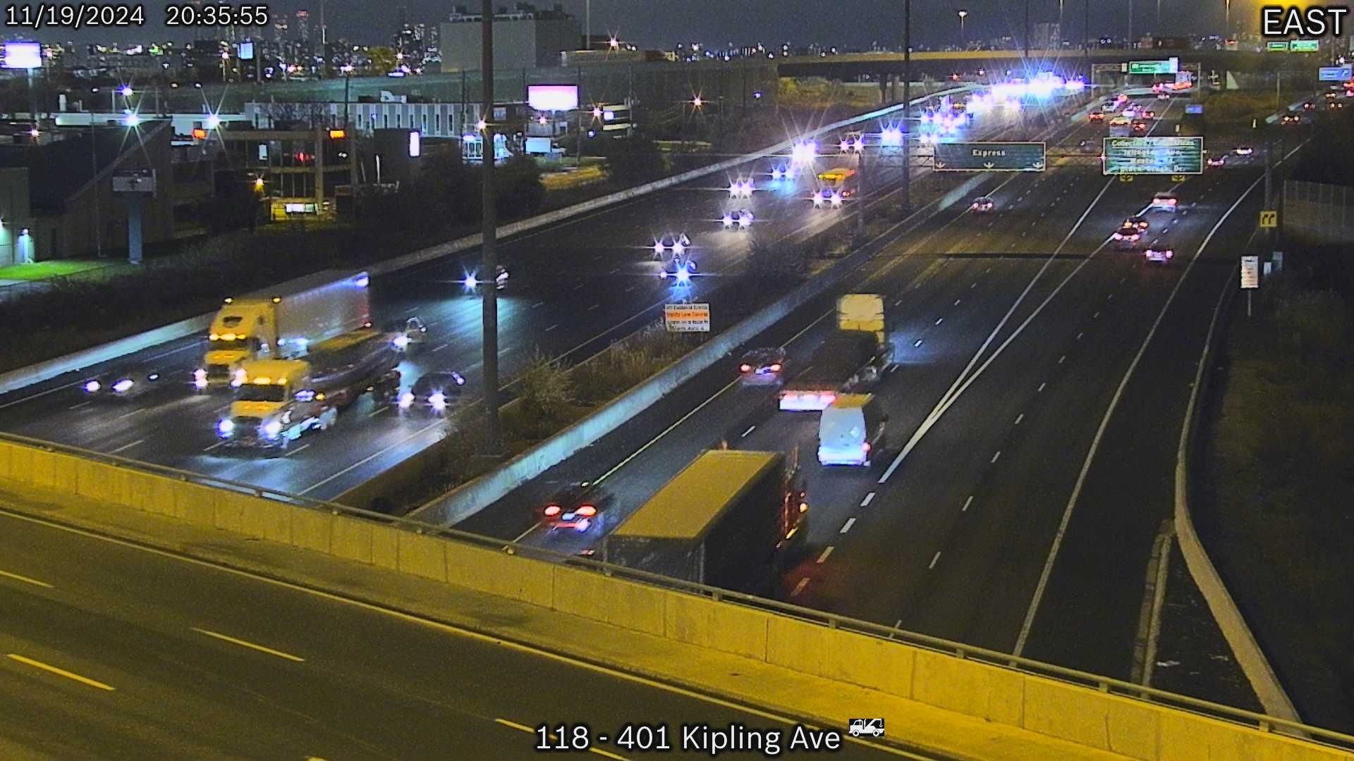 Traffic Cam Kingsview Village: Highway 401 near Kipling Avenue