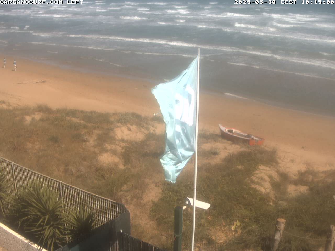 Traffic Cam Vieste: Garganosurf 1 Cala Azzurra