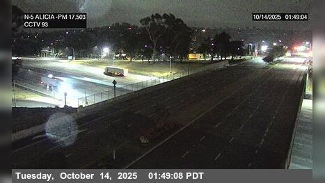 Traffic Cam Mission Viejo › North: I-5 : Alicia Parkway On