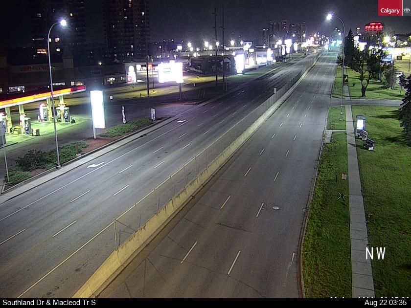 Traffic Cam Acadia: Southland Drive - Macleod Trail S