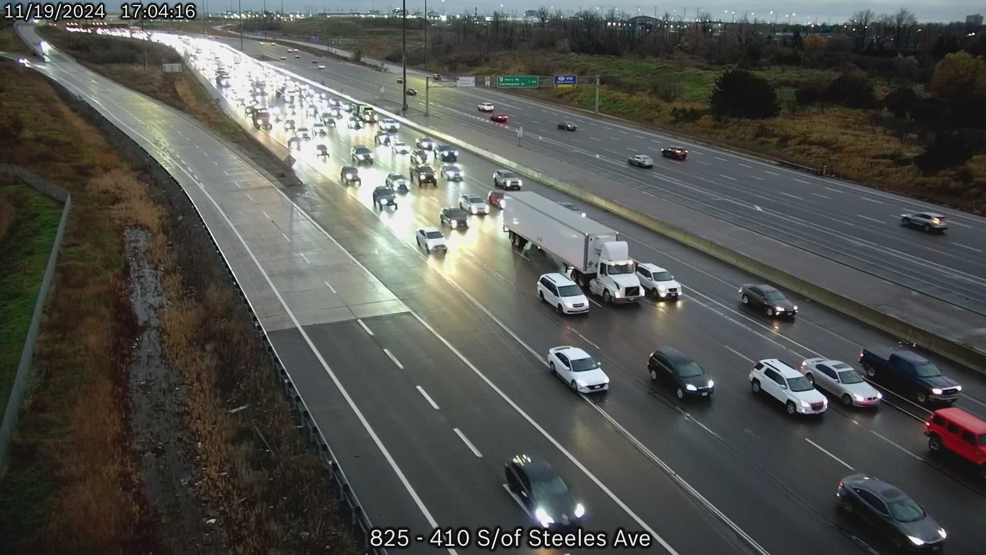 Traffic Cam Brampton: Highway 410 south of Steeles Avenue