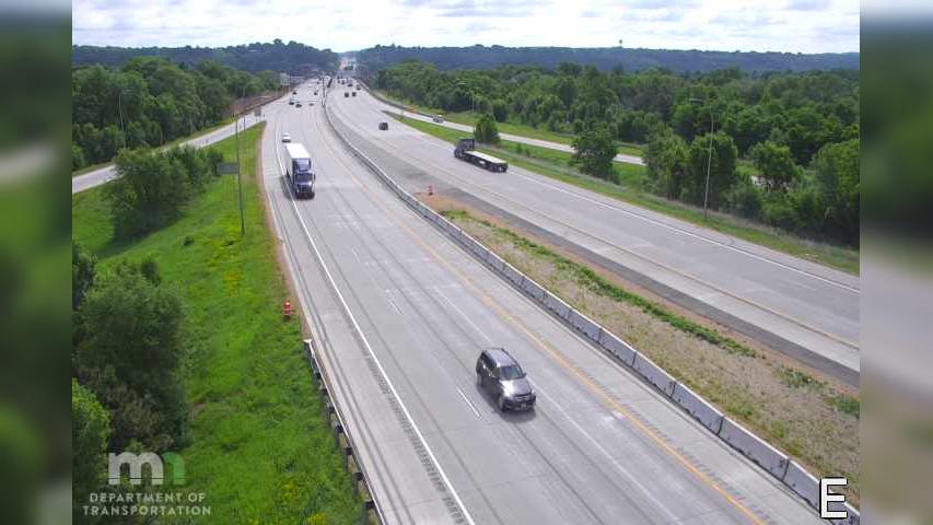 Traffic Cam Lakeland: I-94: I-94 WB @ T.H.95 (St Croix Trl)