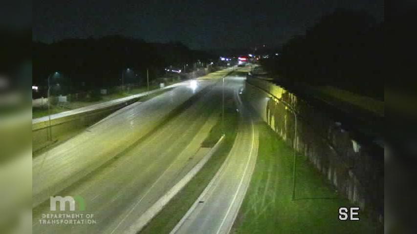 Traffic Cam Rochester: US 14: T.H.52 SB @ 6th St SW (MP)