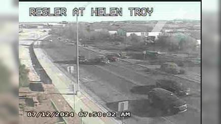 Traffic Cam El Paso › South: Resler @ Helen of Troy