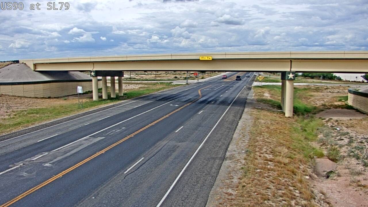 Traffic Cam Los Campos Number 1,2 and 5 Colonia › West: US 90 @ US 277