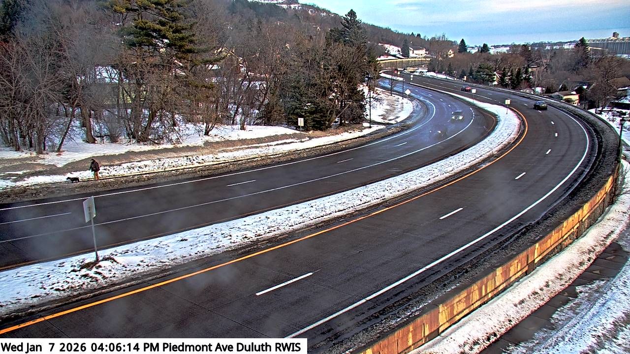 Traffic Cam Duluth: US 53: U.S.53 @ Piedmont Ave (MP 2.7): U.S.53 @ Piedmont Ave (MP 2.7) View