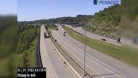 Traffic Cam Thornberry: I-79 @ MM 58.5 (NORTH OF I-376 PITTSBURGH INTERCHANGE)