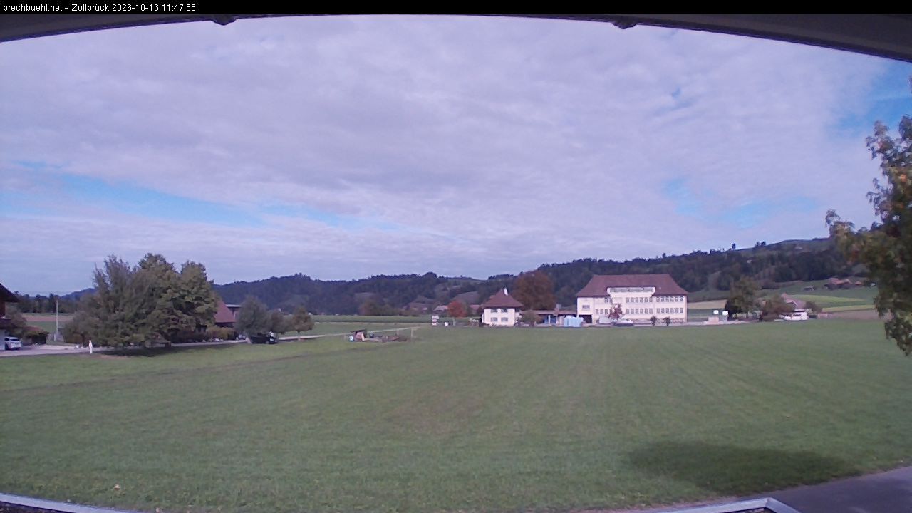 Zollbrück › Norden: Schulhaus Than