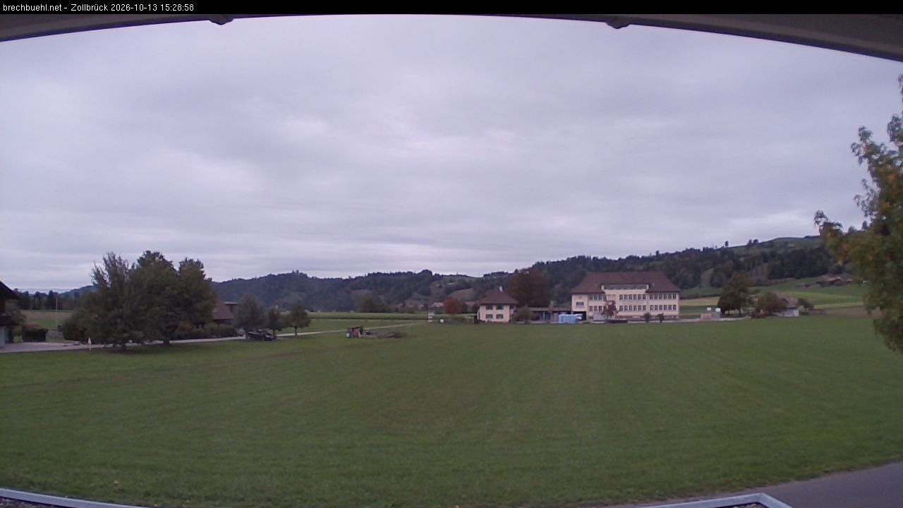 Zollbrück › Norden: Schulhaus Than