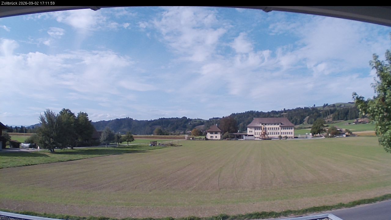 Zollbrück › Norden: Schulhaus Than