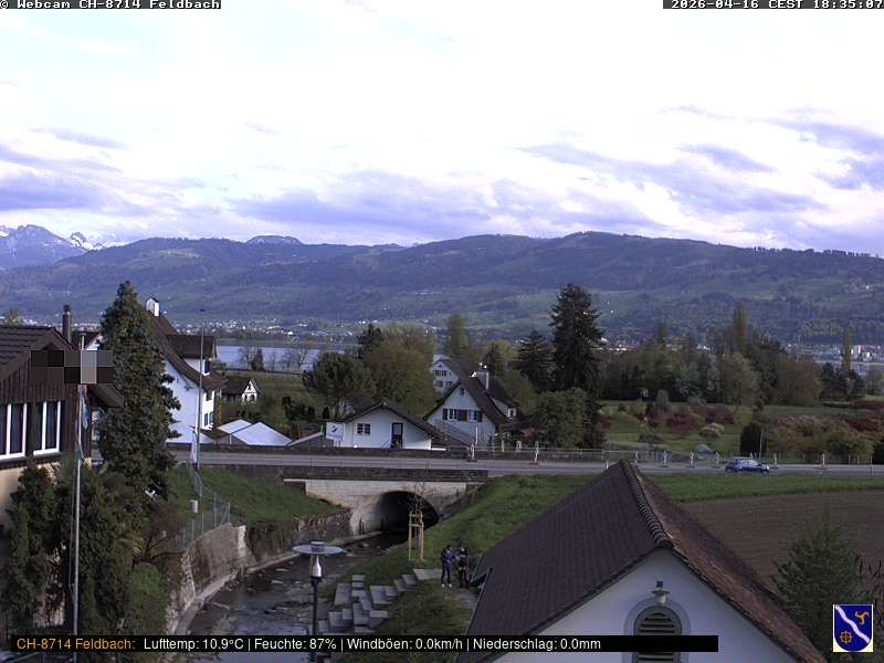 Feldbach: Schweiz, Zürich: Blick über den Zürichsee Richtung Schwyzer Voralpen und Glarneralpen