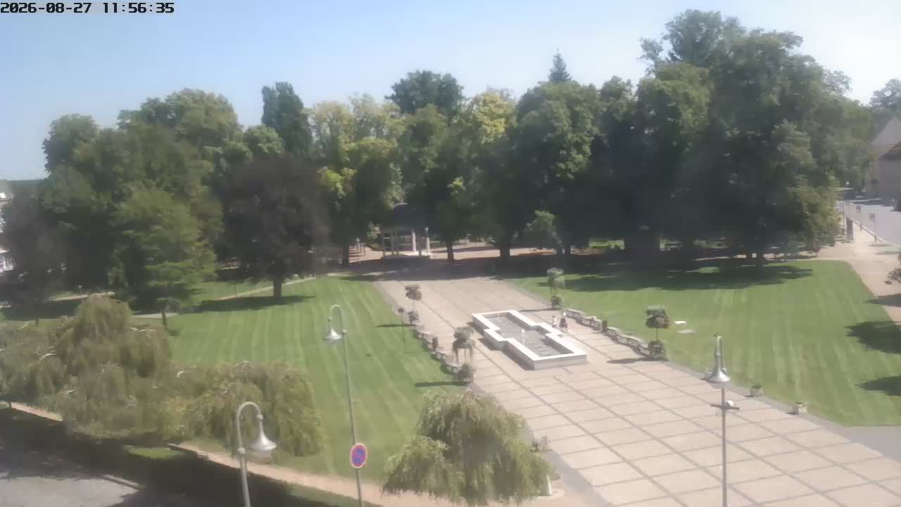 Traffic Cam Bela pod Bezdezem: Středočeský kraj, Česko: Masarykovo náměstí