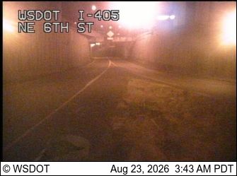 Traffic Cam Bellevue: I-405 at MP 13.6: NE 6th St