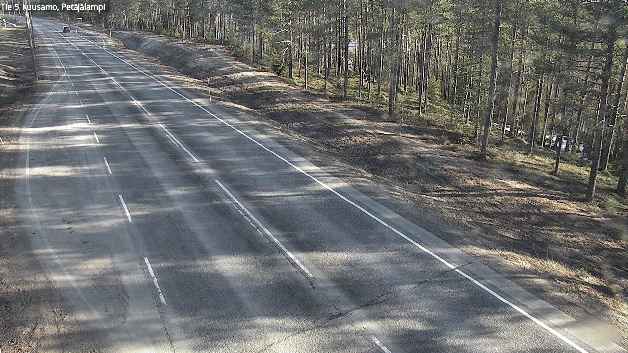Traffic Cam Kuusamo: Tie - Petäjälampi - Kemijärvelle