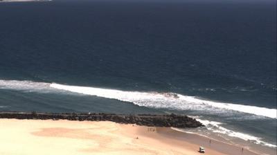 Vue webcam de jour à partir de Coolangatta: Greenmount Beach