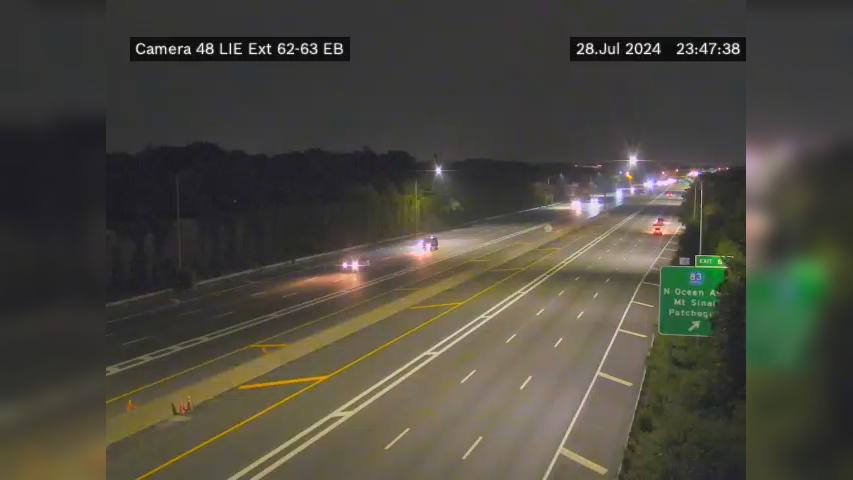 Traffic Cam Lake Grove › East: I-495 at Blue Point Rd