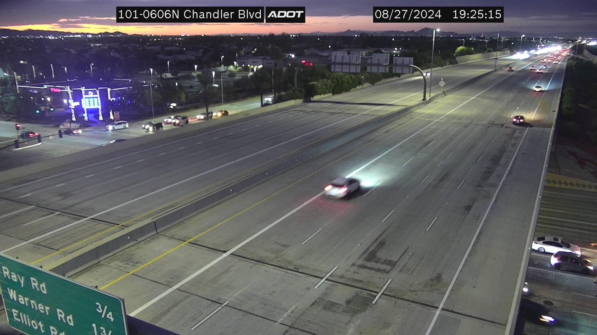 Traffic Cam Chandler › North: L-101 NB 60.62