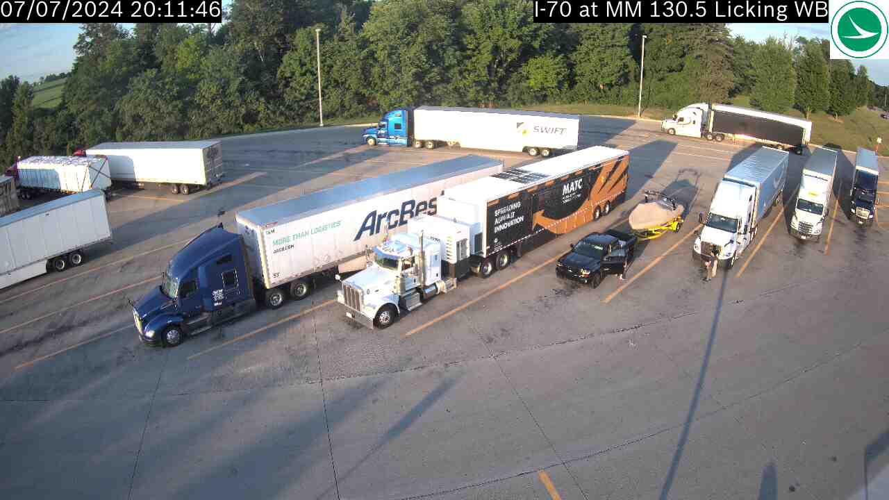 Traffic Cam Harbor Hills: I-70 WB Licking county rest area